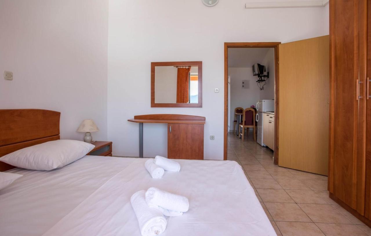 Apartmani Nikoletic Klek Exterior foto