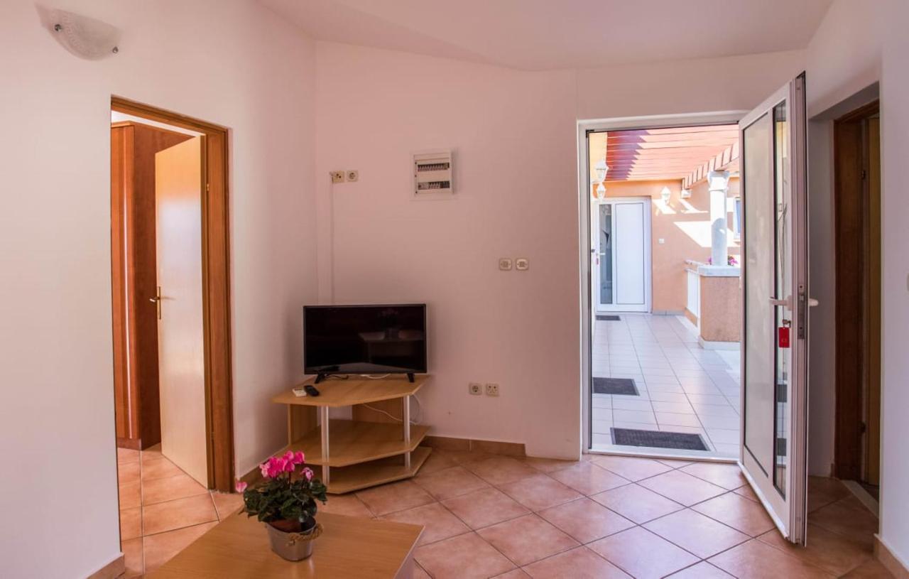 Apartmani Nikoletic Klek Exterior foto